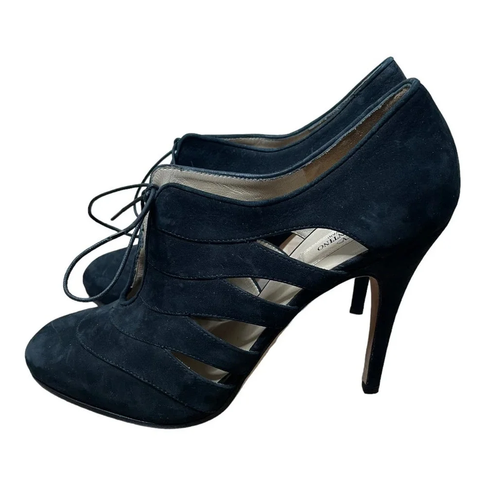 Valentino Black Suede Cutout Lace-Up  Booties 40 10 - Picture 5 of 7